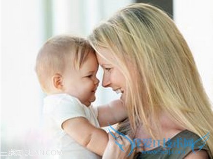 孩子“顶牛”为父母支招 52IJ母婴教育