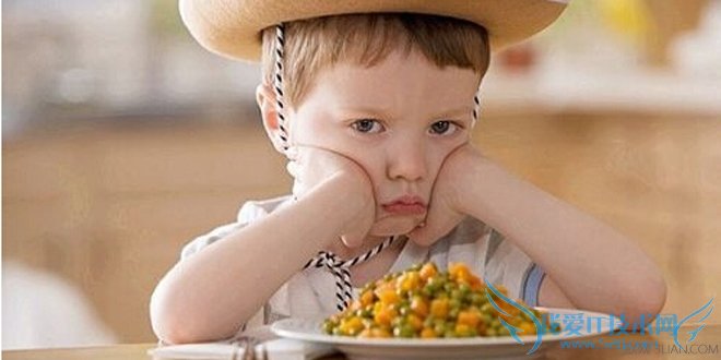 宝宝消化不良的症状有哪些 该吃什么食物调理