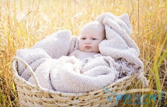 春季宝宝衣服穿太厚 当心会捂出毛病 三联