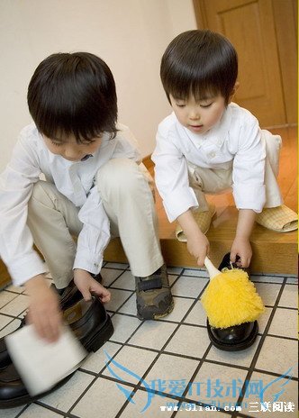 从小培养孩子做事能力的好方法+52IJ母婴教育阅读