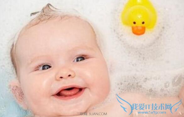 给刚出生的婴儿买什么礼物好 三联