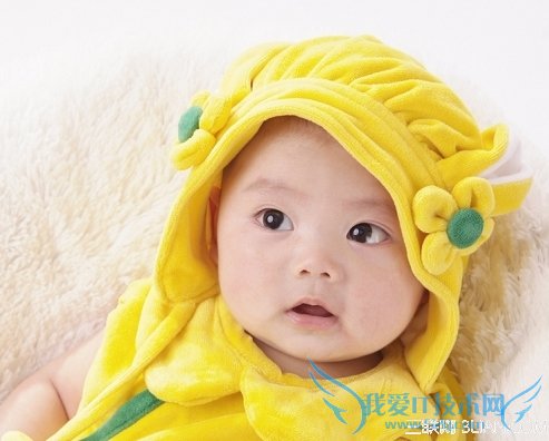 1岁12个月第1周的宝宝成长指标 52IJ母婴教育