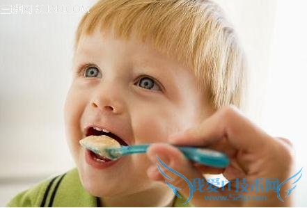 ÏÄÌ캢×ÓÒûʳҪעÒâʲô 52IJĸӤ½ÌÓý