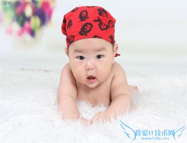 怎么给宝宝挑选合适的枕头 52IJ母婴教育