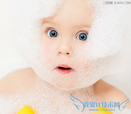 秋季怎样呵护宝宝的肌肤 三联