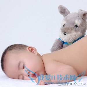 宝宝睡觉不安稳的原因 52IJ母婴教育