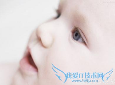 母乳喂养未必比奶粉更健康 三联