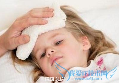 孩子高烧不退怎么办 52IJ母婴教育