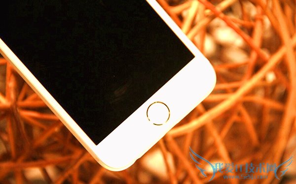 iPhoneʹüЩ 򵥼нΪiPhone