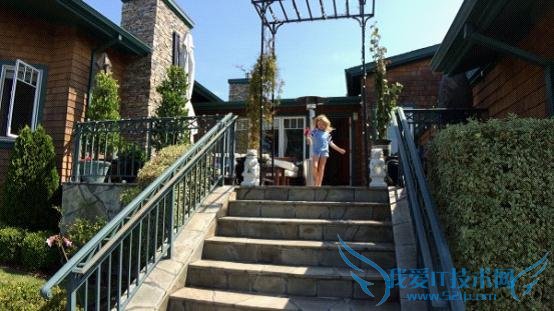 iPhone首款4K视频应用推出 售价999美元