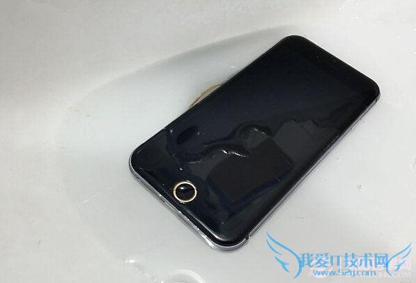 iPhone掉水怎么办? 52IJ手机之家