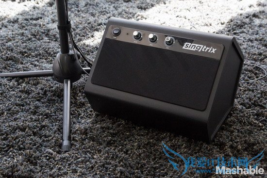 Singtrix推出iOS平台卡拉OK机 麦霸专用