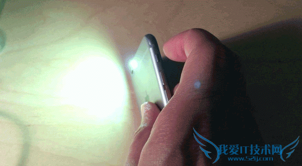 iOS9如何快速打开手电筒 52IJ手机之家