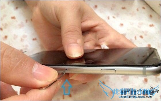 iPhone6如何打开卡槽? 52IJ手机之家