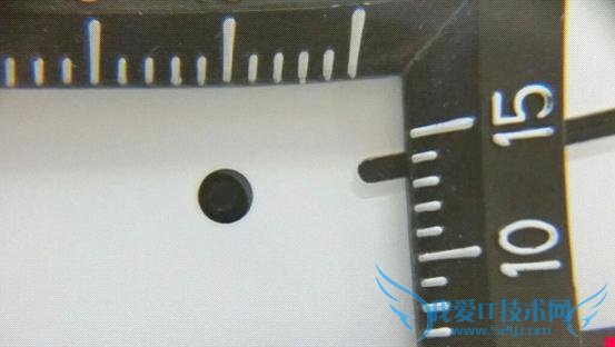 多位用户称iPhone 6前置摄像头出现偏移问题