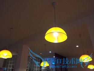 天生骄傲被完爆 锤子手机对比iPhone 6