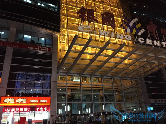 天生骄傲被完爆 锤子手机对比iPhone 6