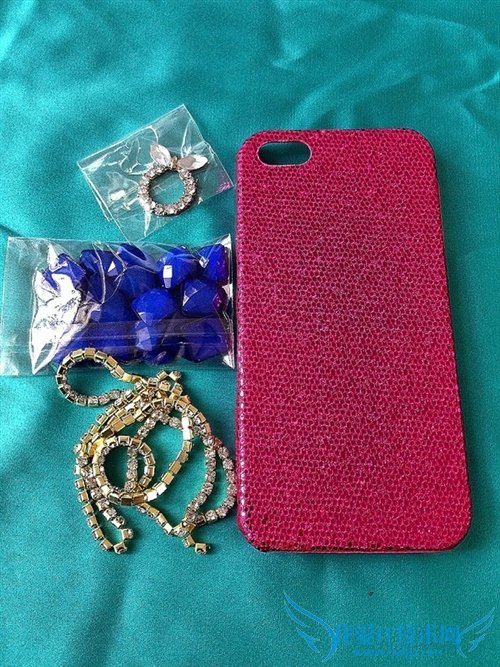 自己动手做iPhone 5手机壳 52IJ手机之家
