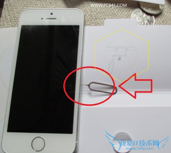 iPhone 5S SIM卡槽位置