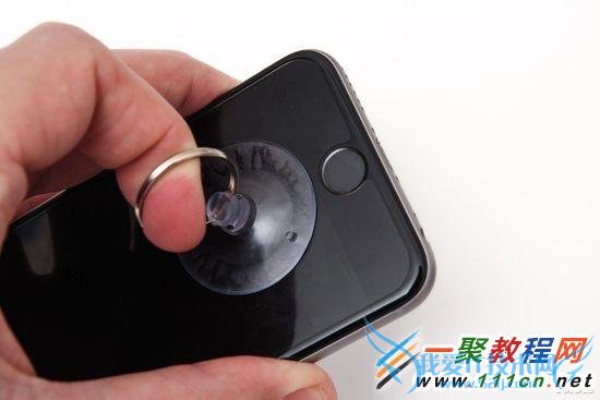 iPhone6 plus怎么更换电池 iPhone6 plus换电池图文教程