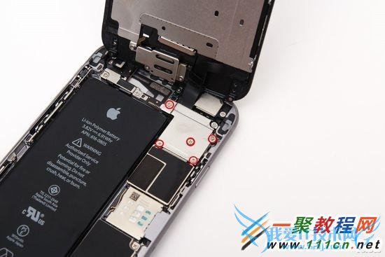 iPhone6 plus怎么更换电池 iPhone6 plus换电池图文教程