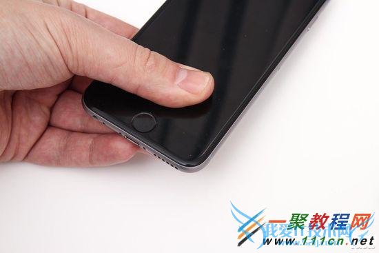 iPhone6 plus怎么更换电池 iPhone6 plus换电池图文教程