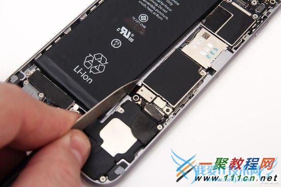 iPhone6 plus怎么更换电池 iPhone6 plus换电池图文教程