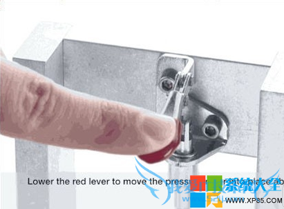 最简单的iPhone手机拆机教程 苹果手机拆机教程 苹果手机如何换内电池 系统之家