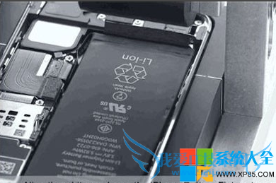 最简单的iPhone手机拆机教程 苹果手机拆机教程 苹果手机如何换内电池 系统之家