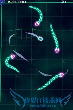 玩家的目的就是控制机器人,制造一个个闭合的空间,从而打开虫洞,用巨大的引力将敌人吸进去。需要小心的是这些敌人并不会傻站在那里,他们会向你发起攻击,必须躲开它们才行。