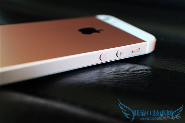 3288ԪС콢iPhone SEͼͣ 