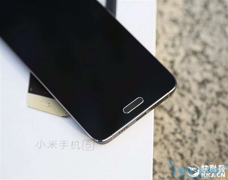 王者归来!小米5全面评测:发烧依旧