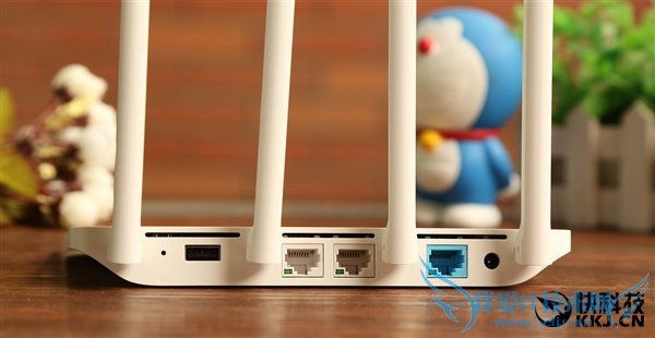 149元!小米路由器3开箱图赏:比iPhone 6还薄