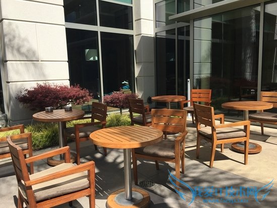 小屏旗舰!iPhone SE首发评测:不输iPhone 6S