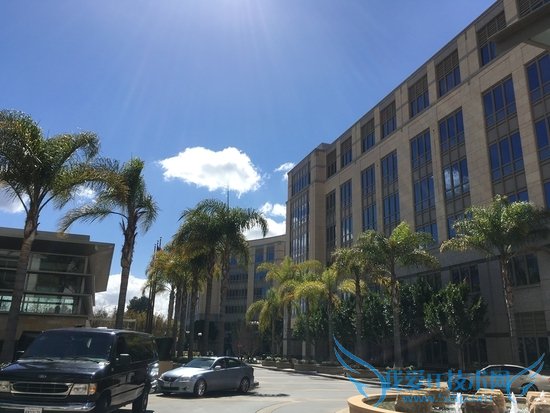 小屏旗舰!iPhone SE首发评测:不输iPhone 6S