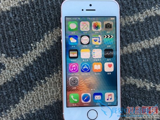 小屏旗舰!iPhone SE首发评测:不输iPhone 6S