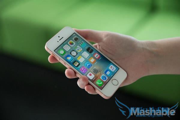 外媒评iPhone SE:今天的科技 昨天的设计