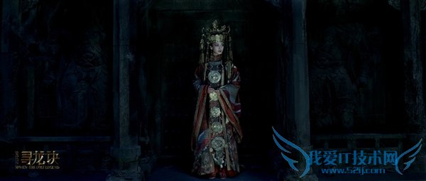 《鬼吹灯》电影Angelababy华服海报:诡异 浑身发毛