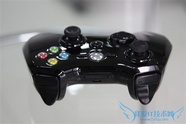 4K@60帧完爆XB1/PS4?国产Steam主机开箱