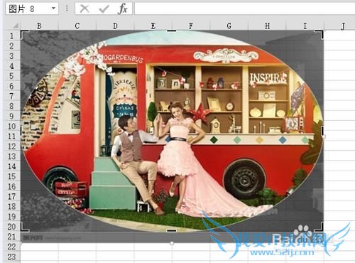 如何用EXCEL将图片裁剪为圆形