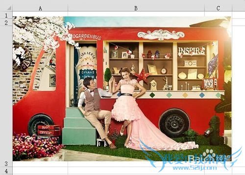 如何用EXCEL将图片裁剪为圆形