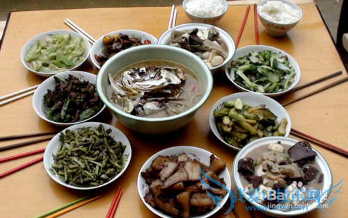 ¸¾Å®½ÚËÍÂèÂèʲôÀñÎï¸üÊʺÏ