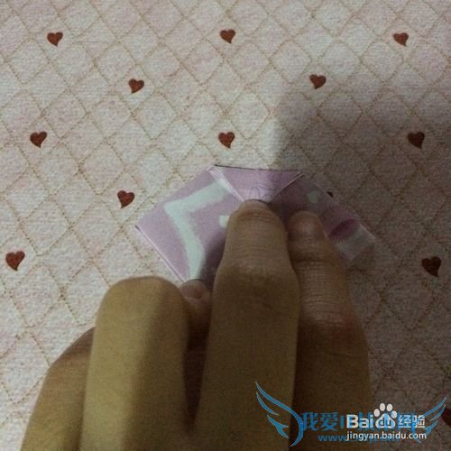 制作精美的蝴蝶装饰礼物