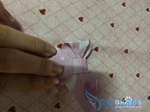 制作精美的蝴蝶装饰礼物