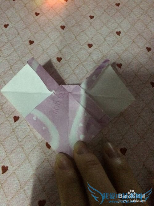 制作精美的蝴蝶装饰礼物