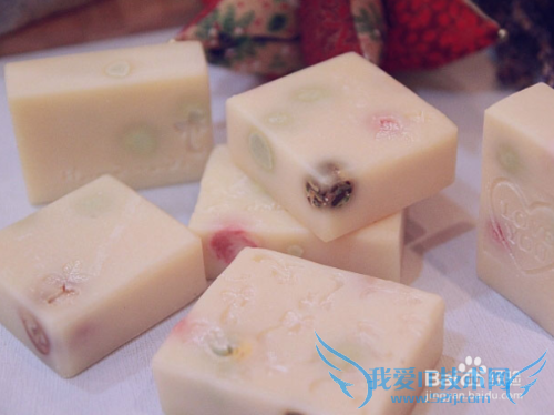 送什么礼物给20岁左右的男生?-普通朋友