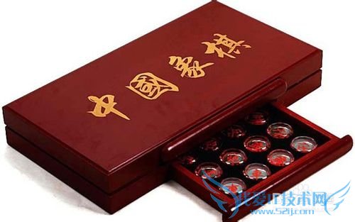 平时给八十几岁的老人送什么礼物好?