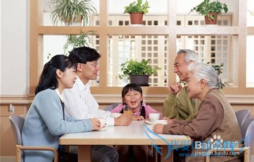 平时给八十几岁的老人送什么礼物好?