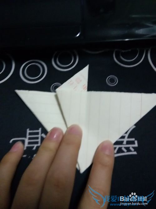 ¸øÏ²»¶µÄËû¼òµ¥µÄÀñÎÈçºÎÓÃÖ½ÕÛÒ»¶ä»¨¡¿¡£