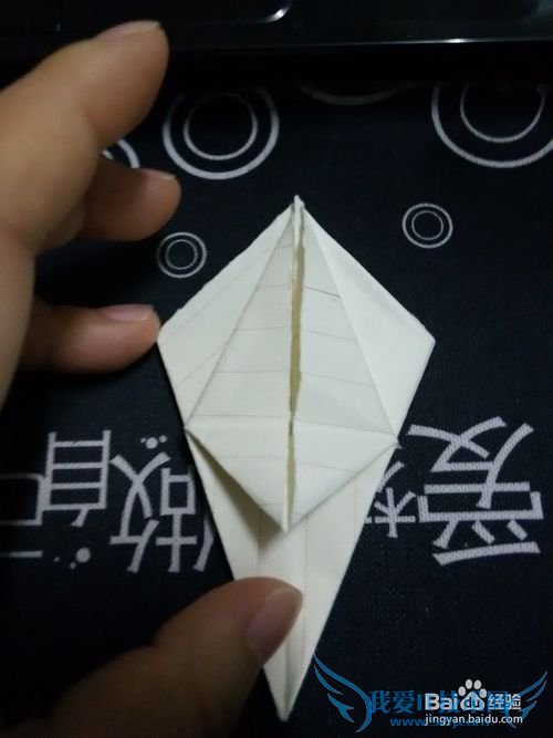 ¸øÏ²»¶µÄËû¼òµ¥µÄÀñÎÈçºÎÓÃÖ½ÕÛÒ»¶ä»¨¡¿¡£